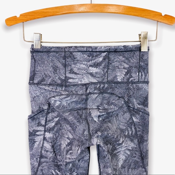 Lululemon Fast & Free Crop (19") Kindred Spirit Alpine White Multi - Picture 8 of 9